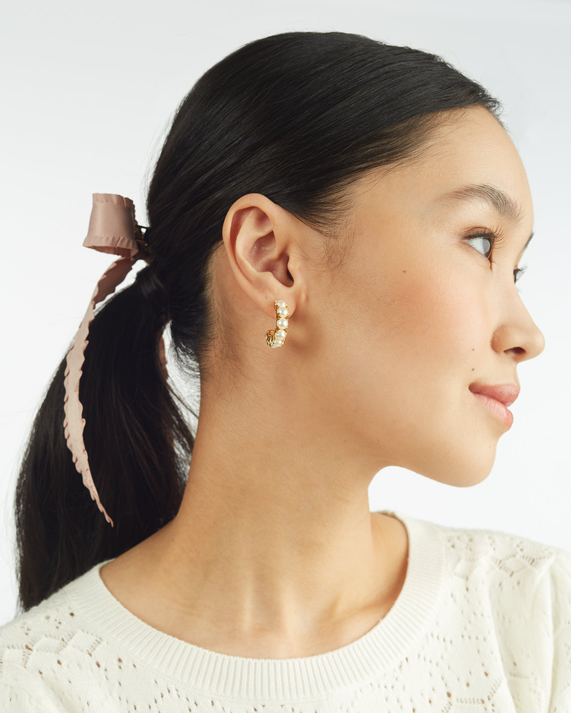 Draper James Pearl Huggie Hoops in Pearl