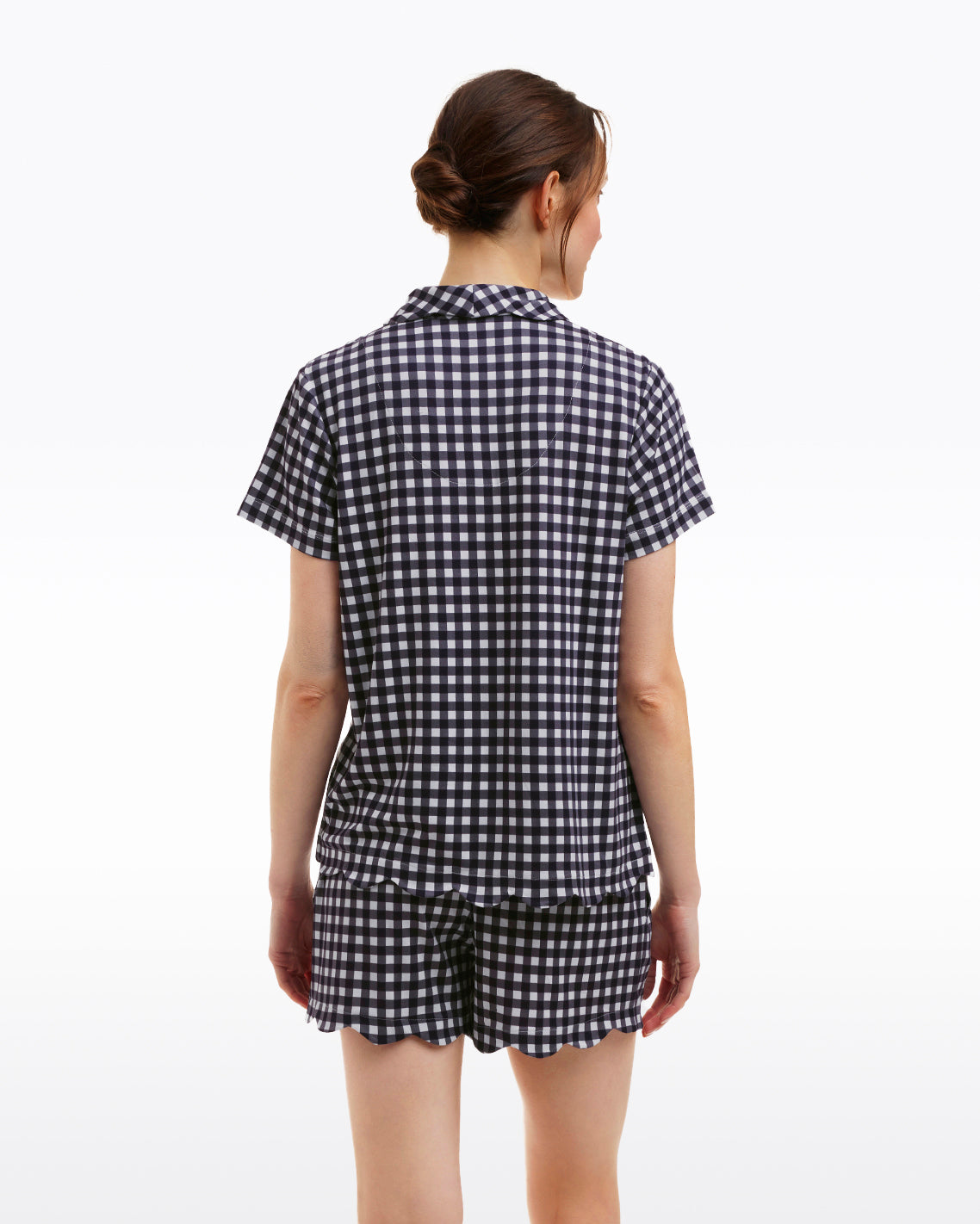 Draper James Nassau Navy Gingham Scallop Sara Pajama Set in Navy Gingham