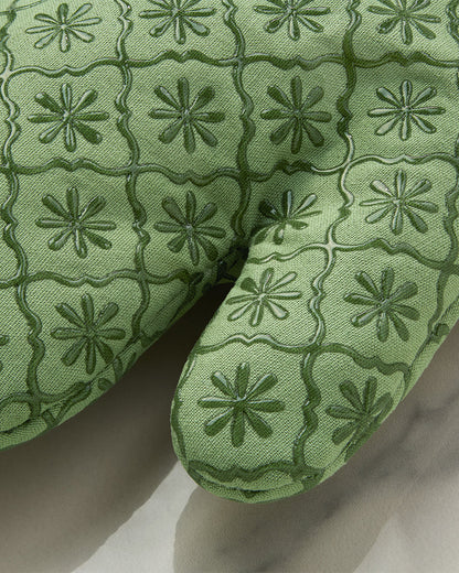Draper James Green Geometric Floral Silicone Oven Mitt Set in Seafoam