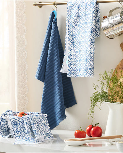 Draper James Blue Geometric Floral Kitchen Towel Set in Blue