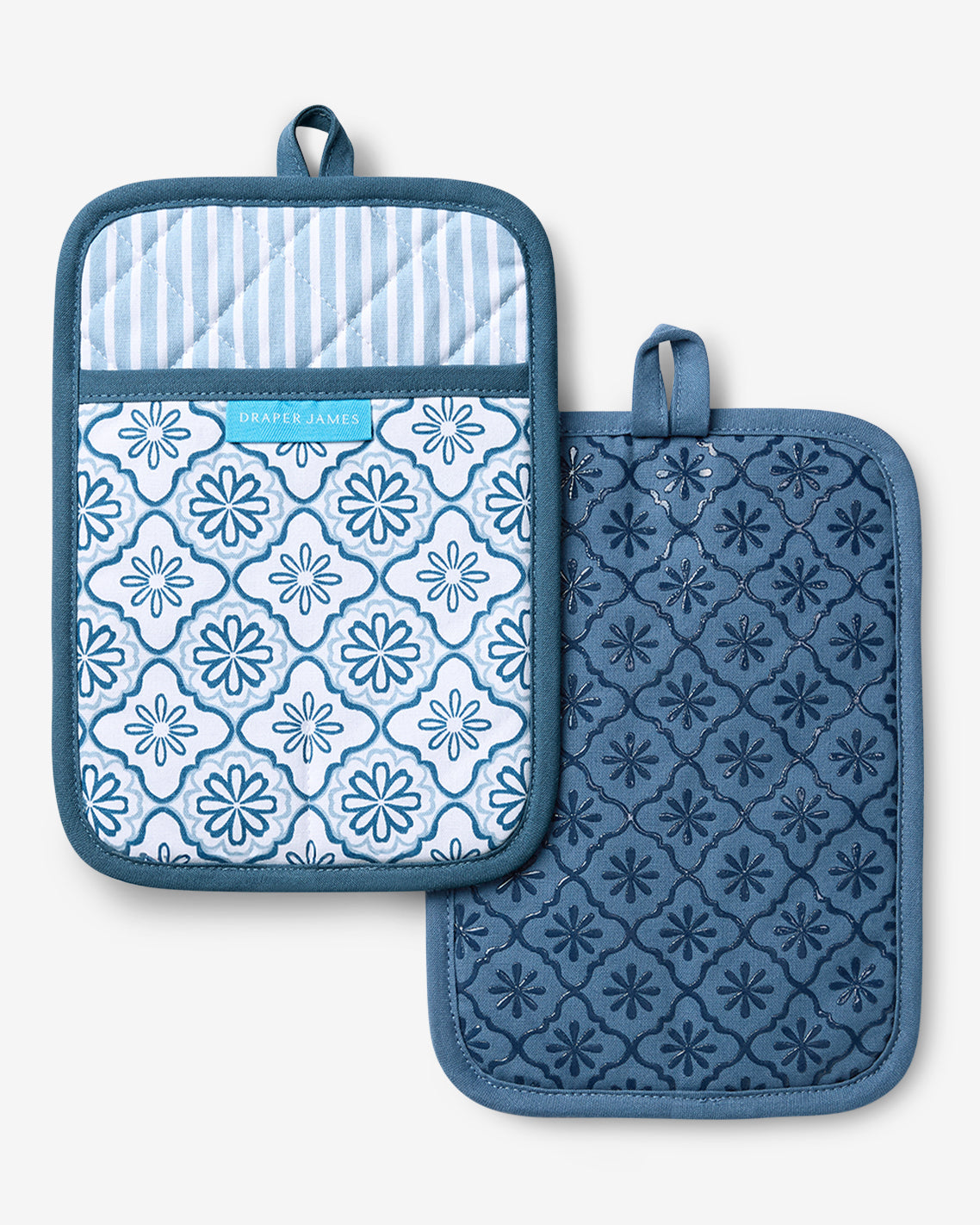 Draper James Blue Geometric Floral Pot Holder Set in Blue