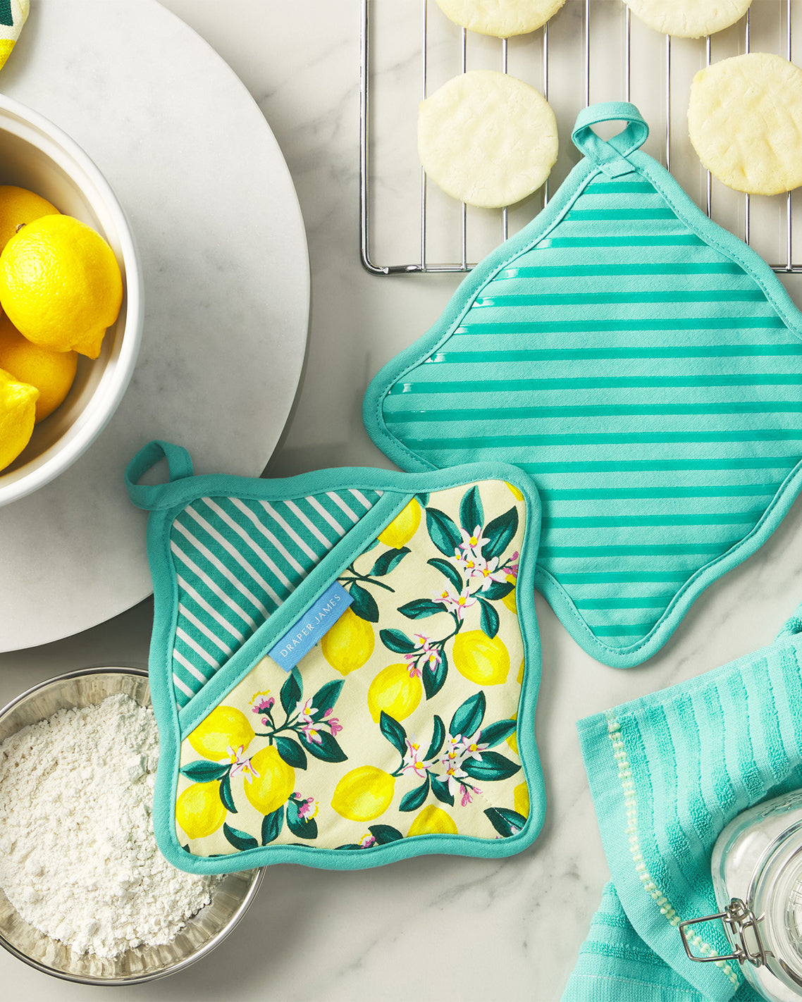 Draper James Multicolor Lemon Blossom Pot Holder Set