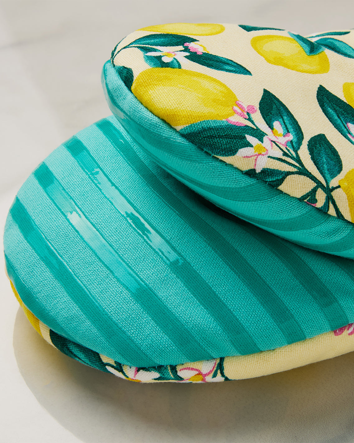 Draper James Multicolor Lemon Blossom Silicone Mini Mitt Set