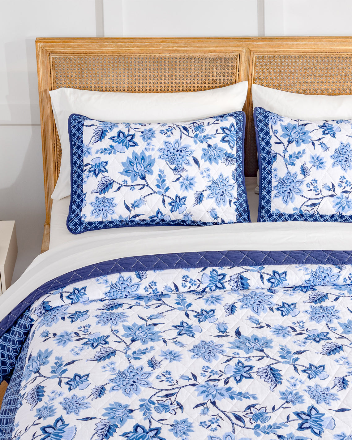 Draper James Blue Multi Justina Simple Lattice Quilt Set