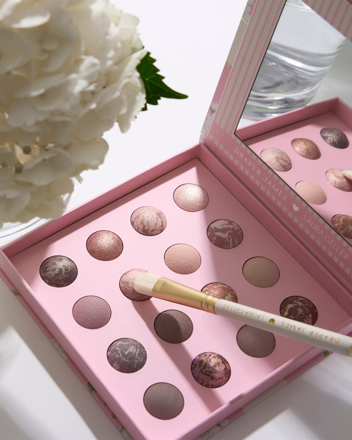 Draper James Multicolor Draper James x Laura Geller Dual-Ended Eyeshadow Brush