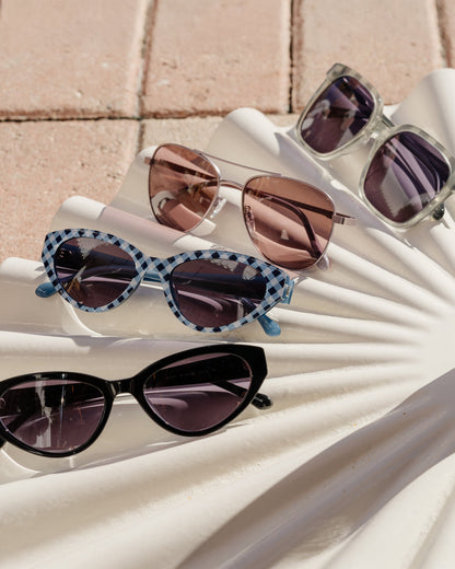 Draper James Rose Gold Sunglasses in Rose Gold