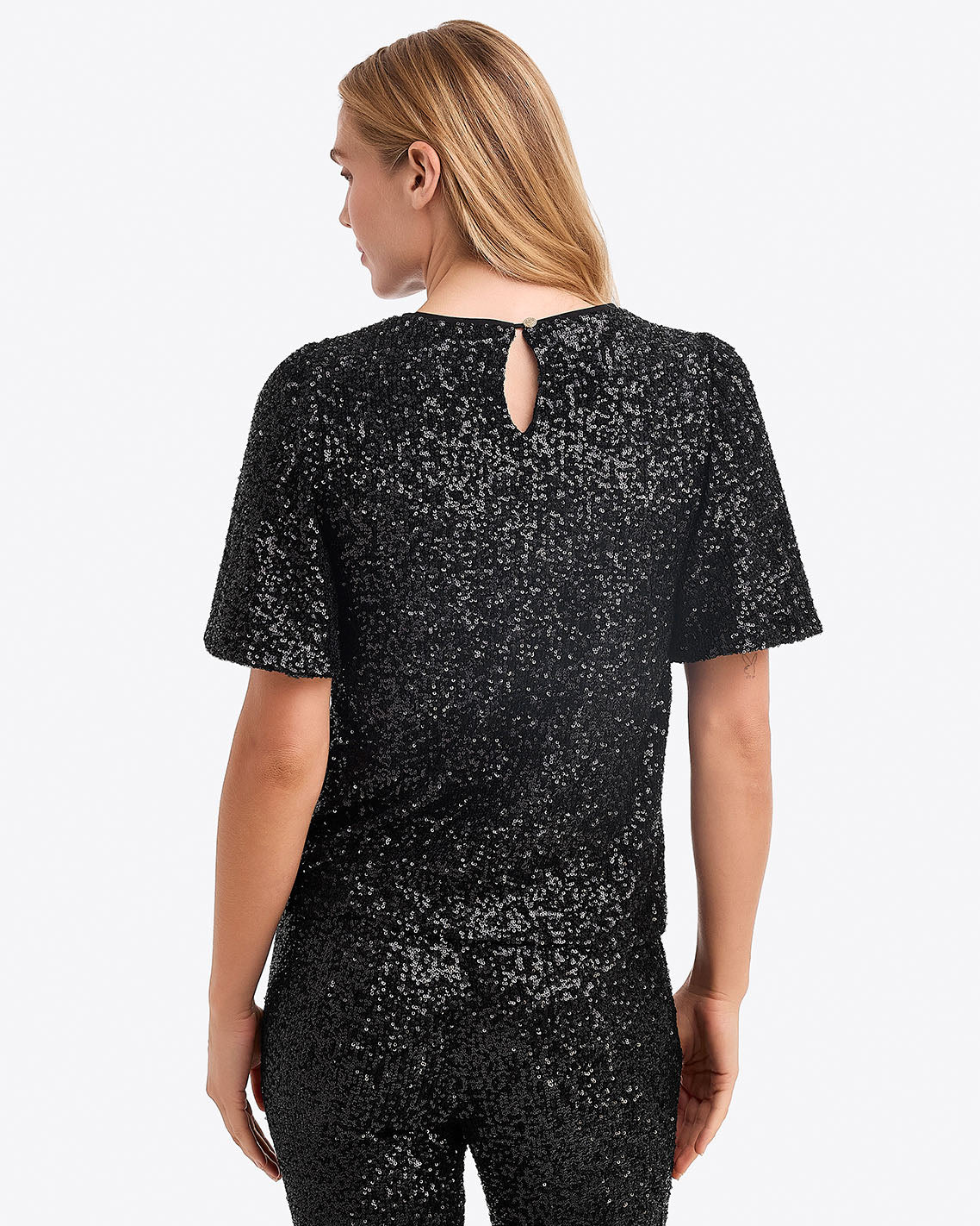 Draper James Belle Meade Black Flutter Sleeve Top in Sequins