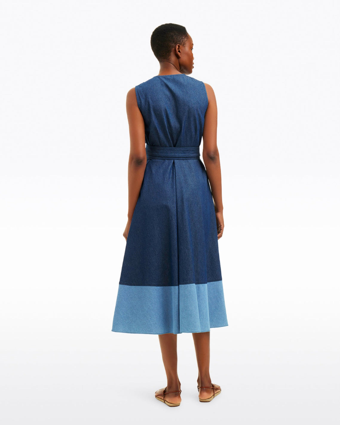 Draper James Dark Wash Lorelai Two Tone Sleeveless Wrap Dress in Chambray